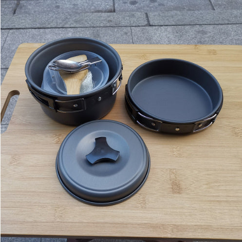 Outdoor cookware set
