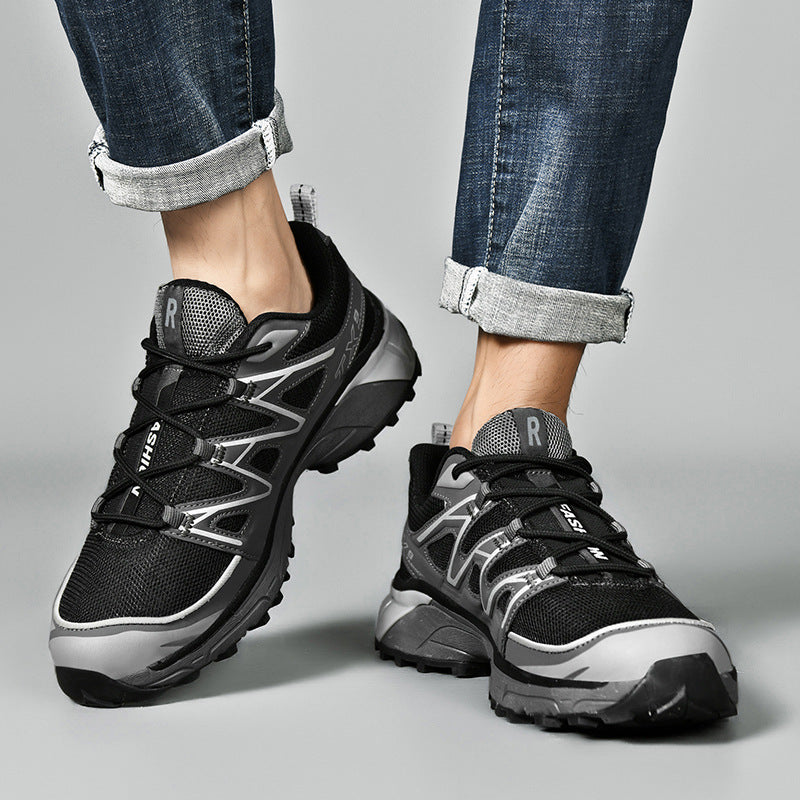 Sneakers Hiking Boots