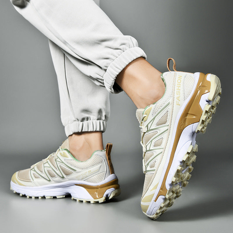 Sneakers Hiking Boots