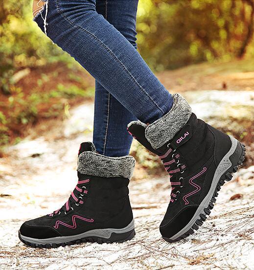 Outdoor snow boots