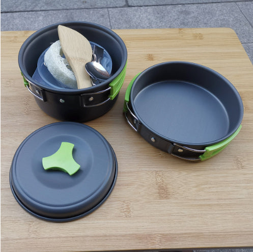 Outdoor cookware set